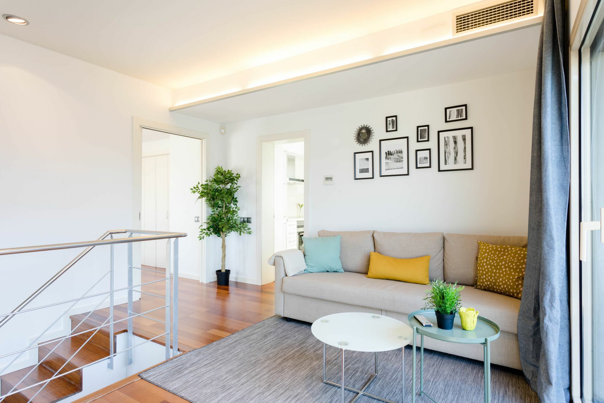 Unique Rentals - Placa Catalunya Central Apartments Barcelona Luaran gambar