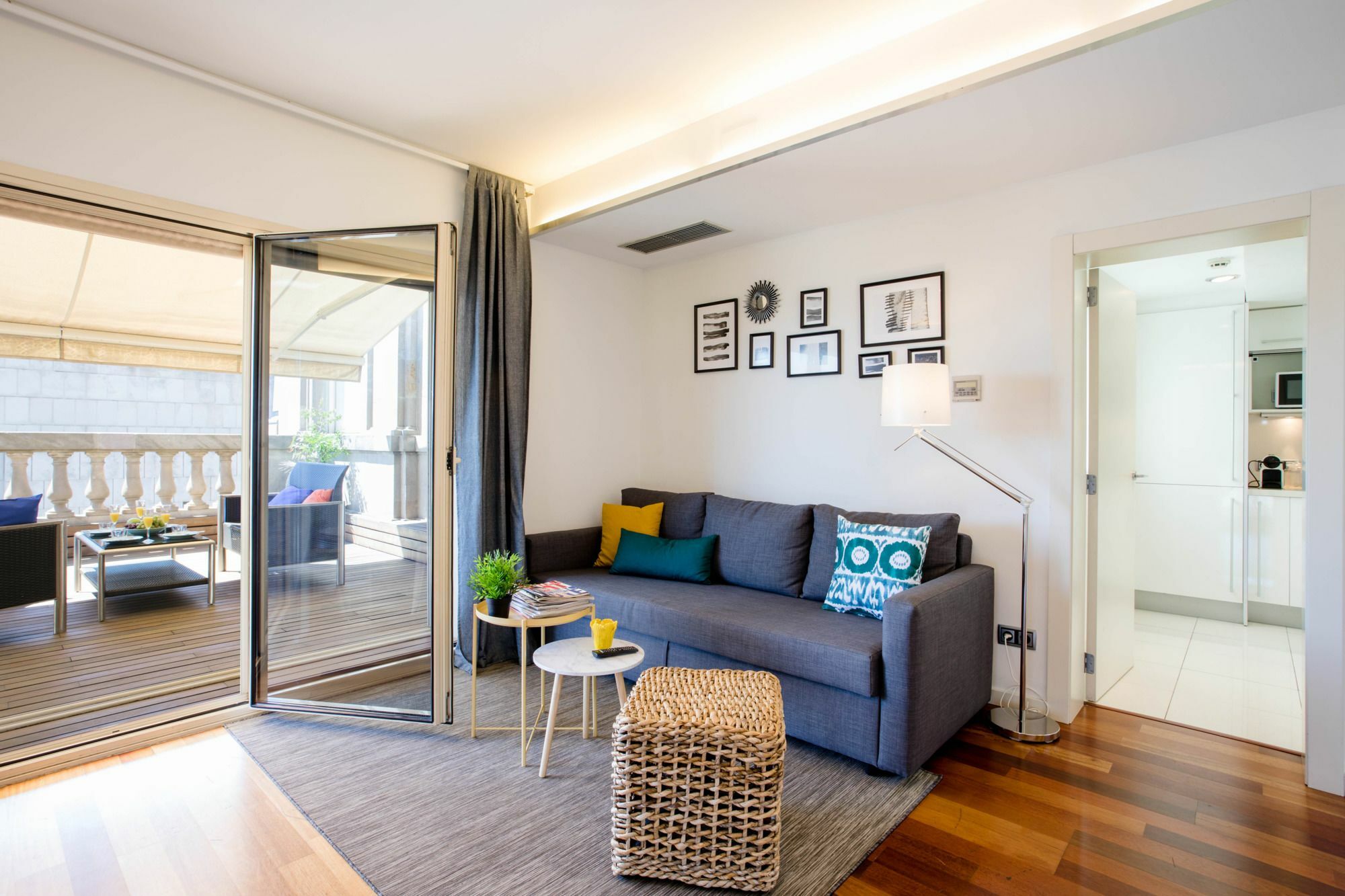 Unique Rentals - Placa Catalunya Central Apartments Barcelona Luaran gambar